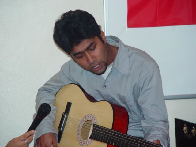 omi.jpg (39098 bytes)